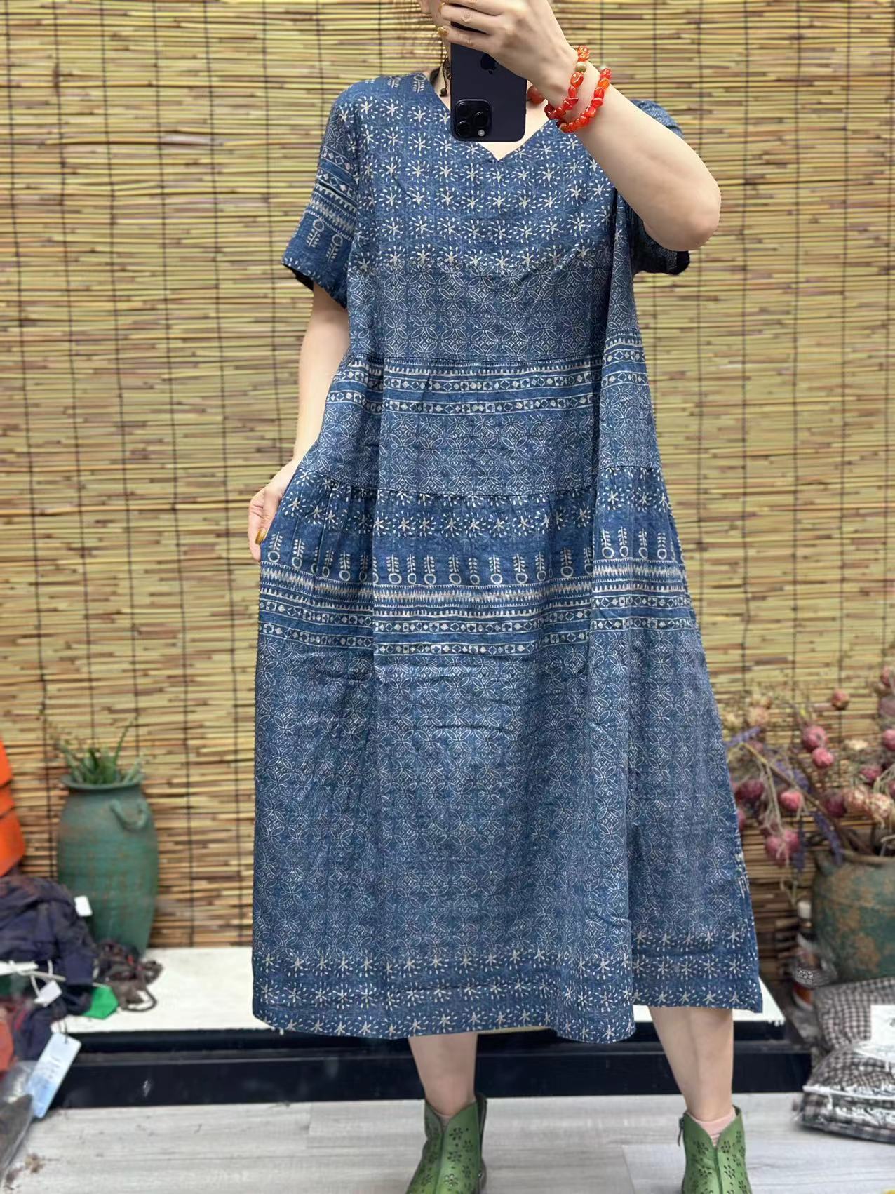 HY    小碎花V领连衣裙