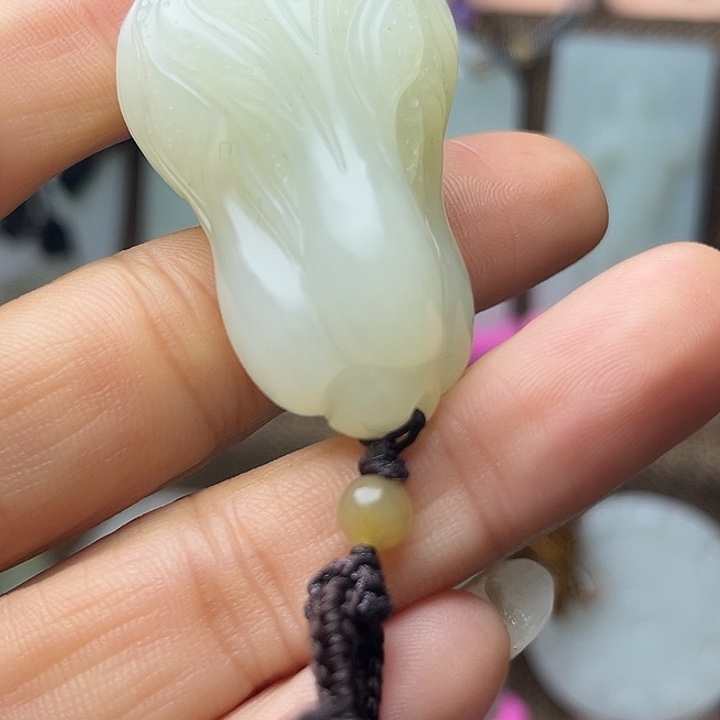 都***会和田玉（糖玉）未镶嵌颈饰