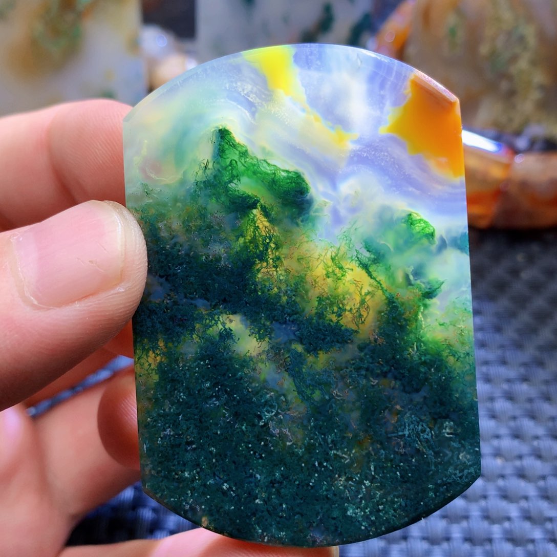 未镶嵌颈饰玛瑙/玉髓蝶*