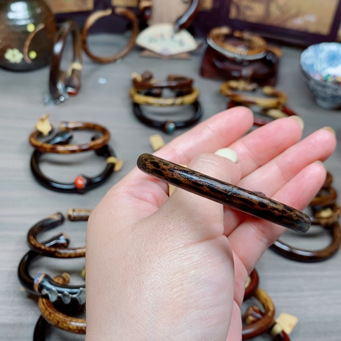 桃核手串黑花豹金刚藤