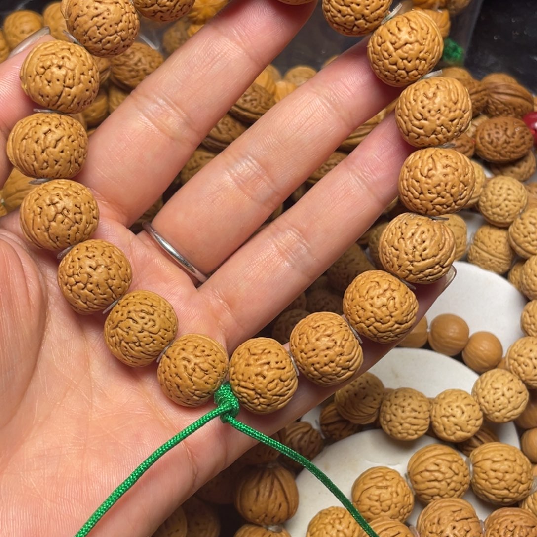 G***e桃木桃核手串16+王者南瓜