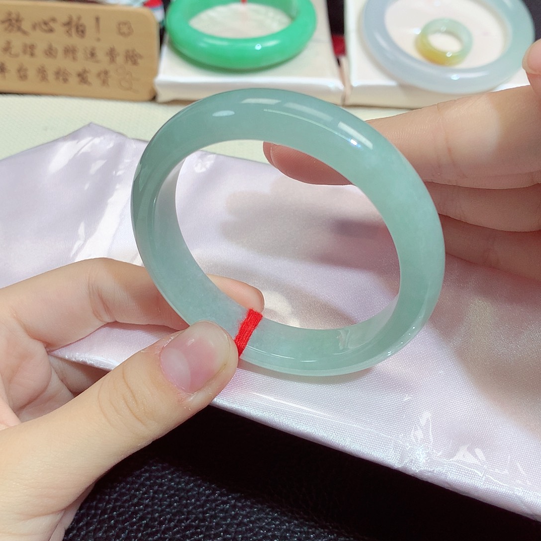 翡翠未镶嵌手镯1245