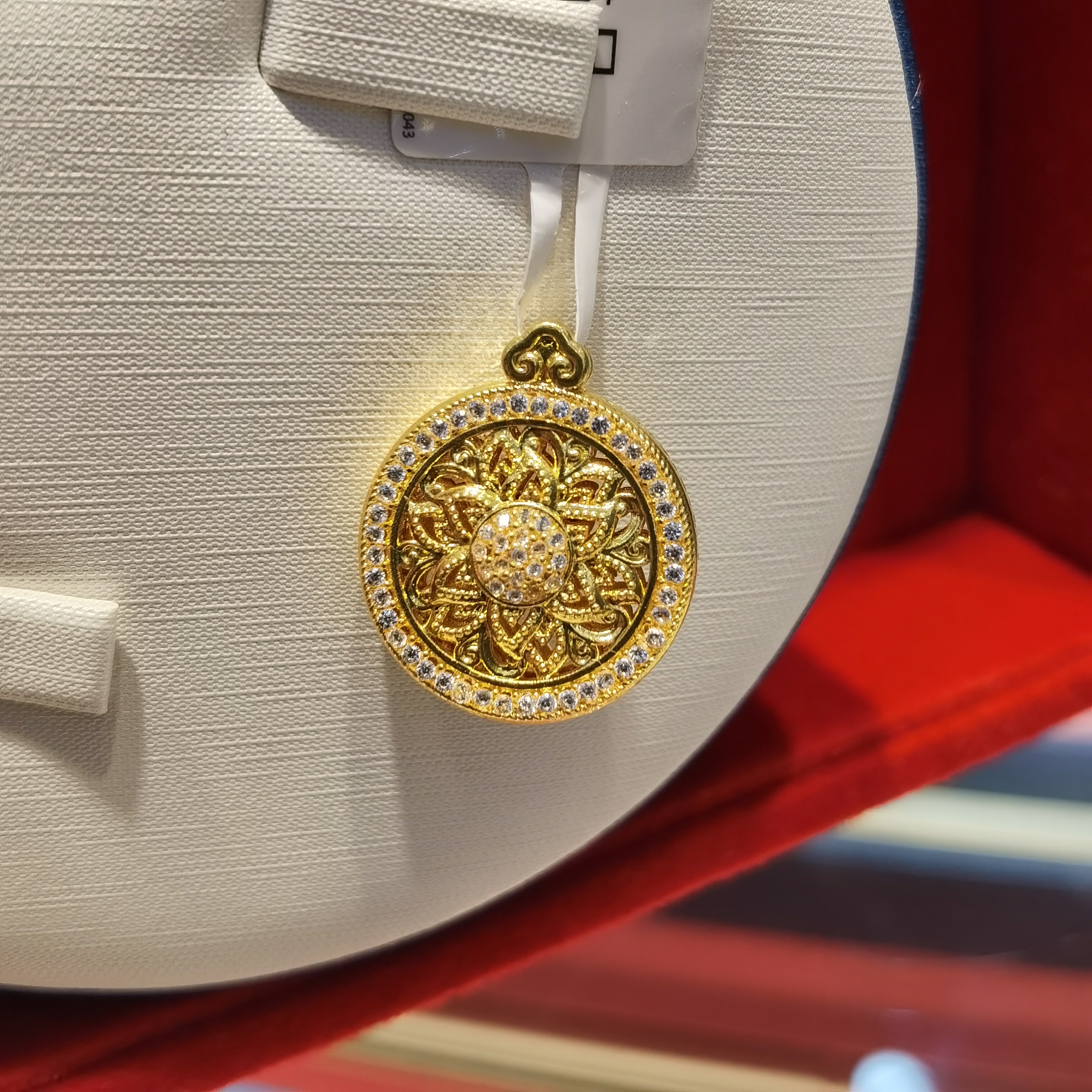 金满地【谢谢专享】足金999 点钻花丝罗盘（赠合金链）1.05 添金纳福 