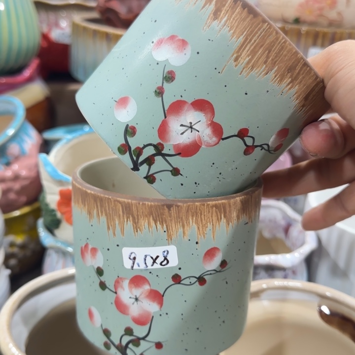 凑9块包邮，有孔，陶瓷花盆