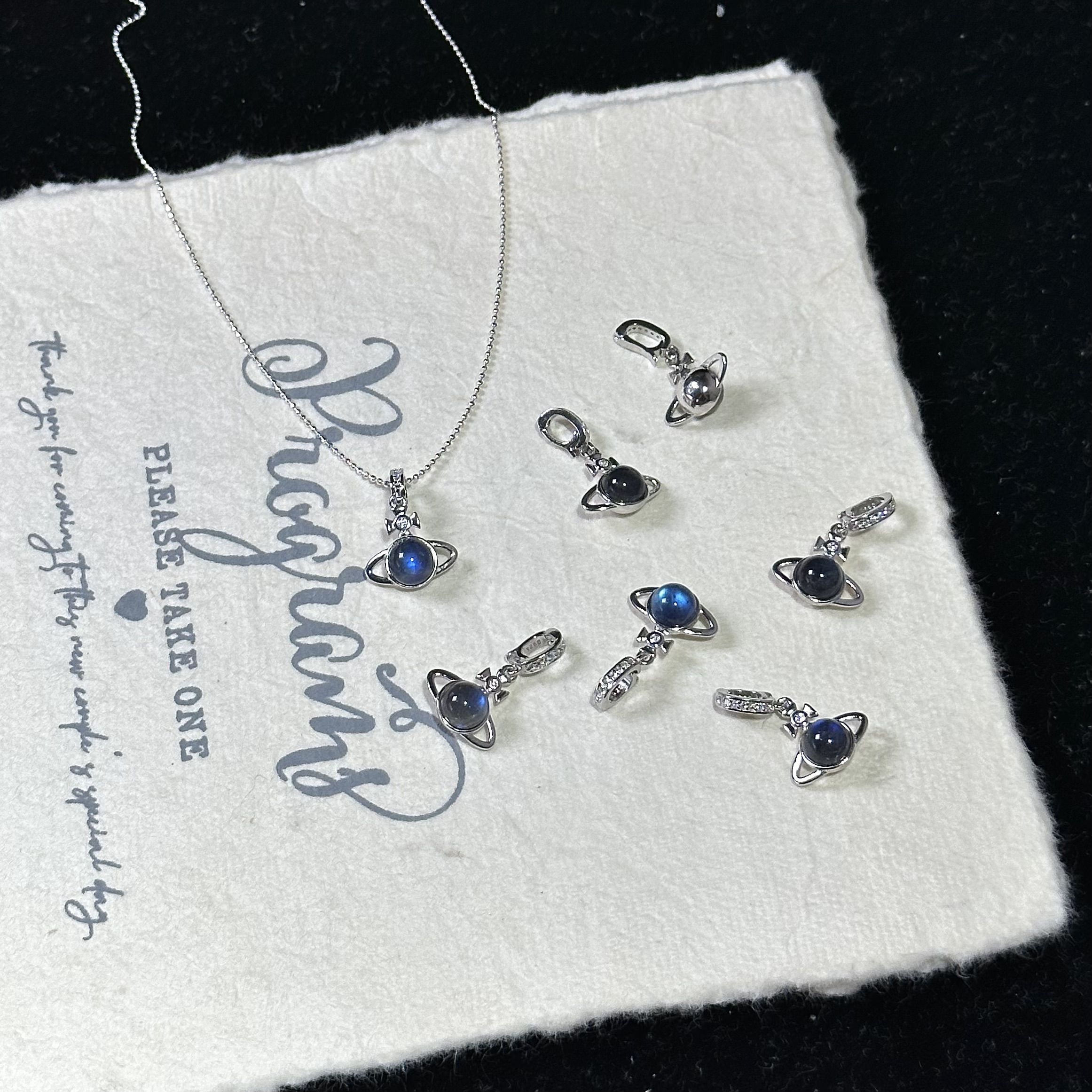 天然灰月光后后925银底托吊坠