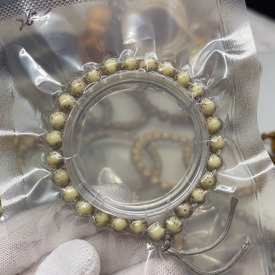 星月菩提手串圆珠大留白8×8