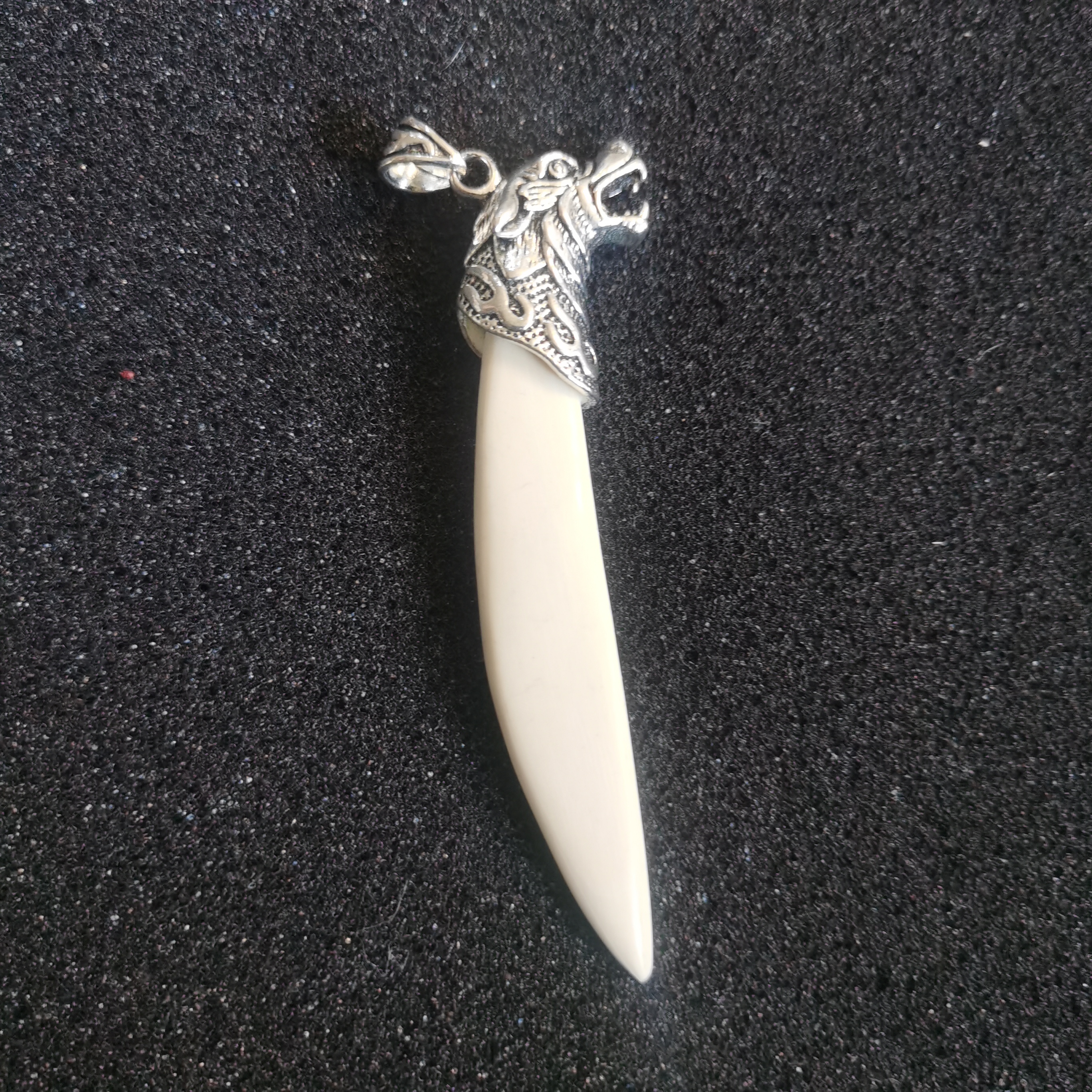 猛犸牙牙尖约12.7克HH35