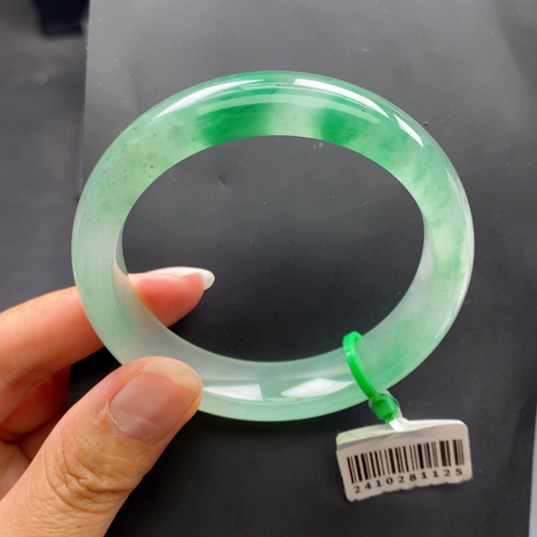 石英质玉手镯未镶嵌A****侣