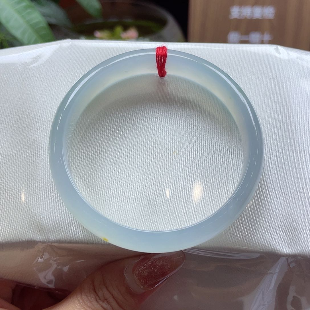 翡翠手镯未镶嵌7*萌88号链接