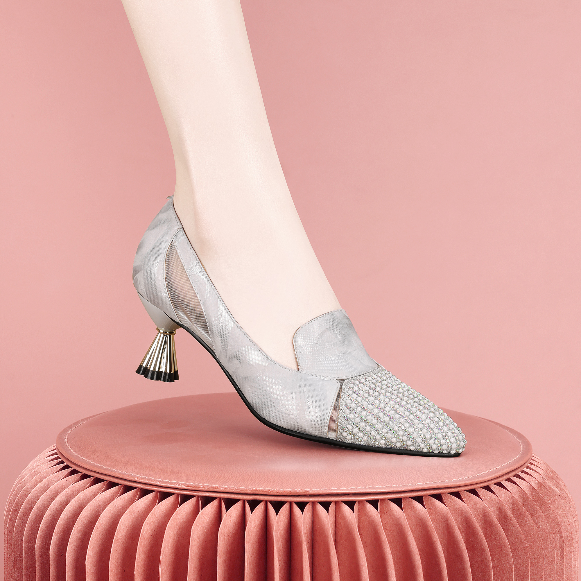 梵芮诗2025尖头新款春季时尚轻奢气质设计低跟女透气单鞋-H1193