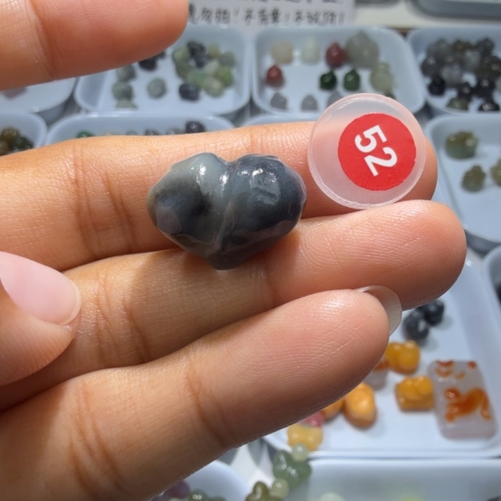 和田玉未镶嵌珠宝半成品