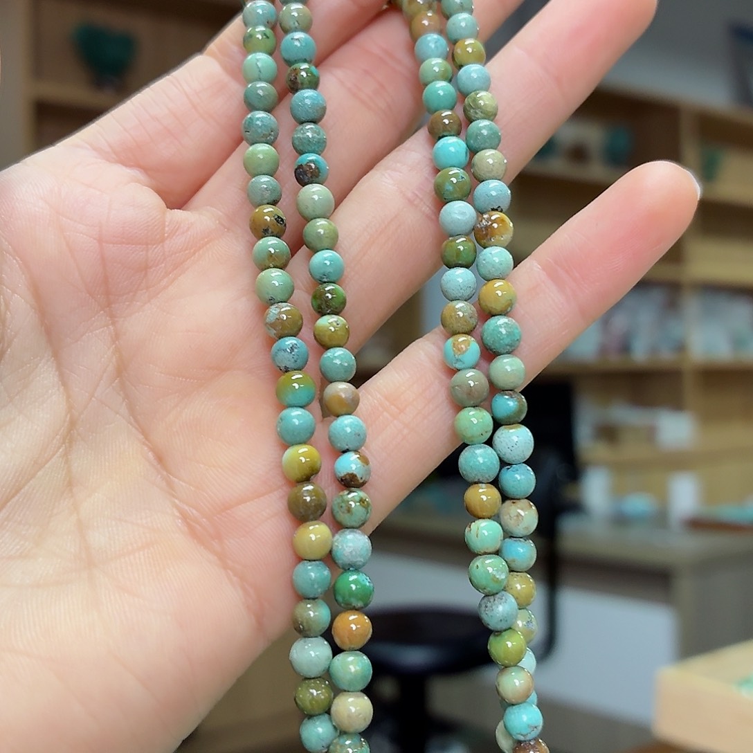 未镶嵌绿松石珠宝奇石