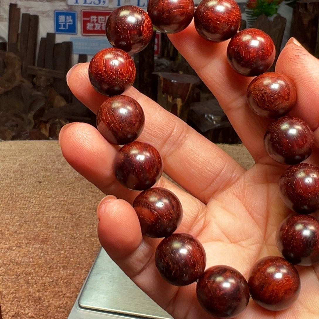 檀香紫檀（小叶紫檀）把件1.5