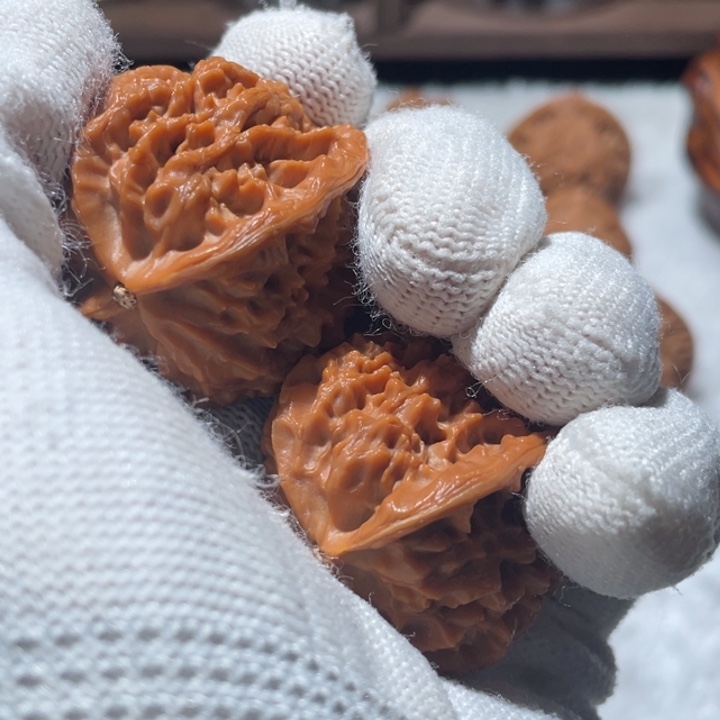 梦***向吊坠文玩核桃十三鸡