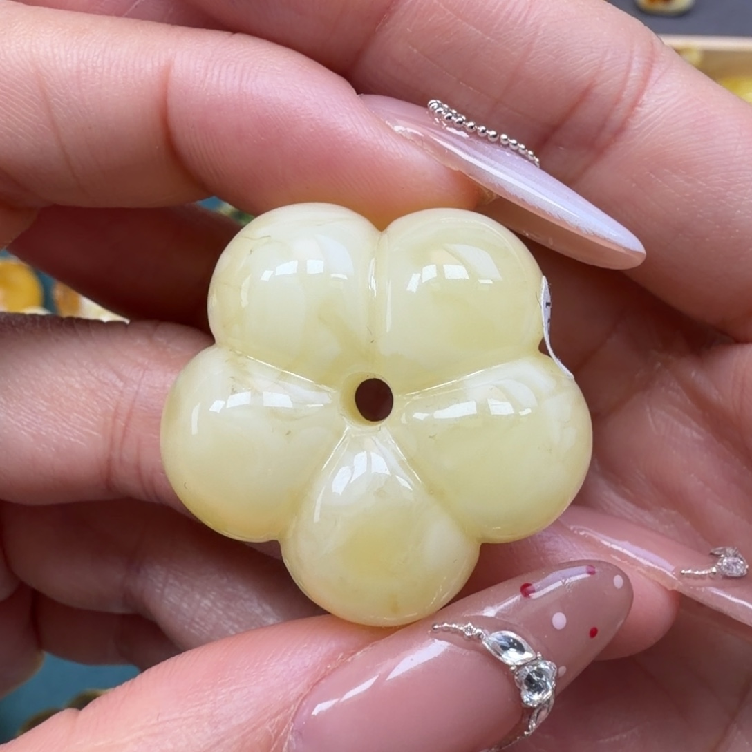 琥珀未镶嵌裸石蜜蜡