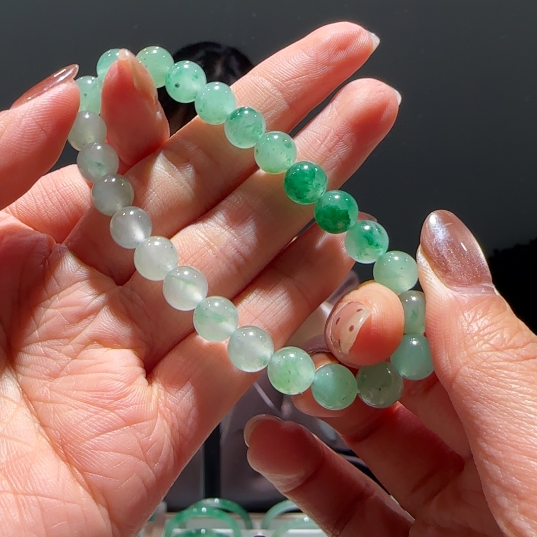 石英质玉（非洲翠）未镶嵌手链