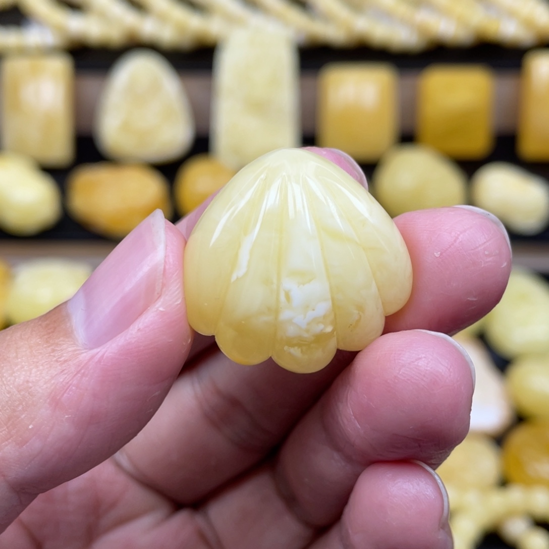 琥珀未镶嵌裸石琥珀蜜蜡