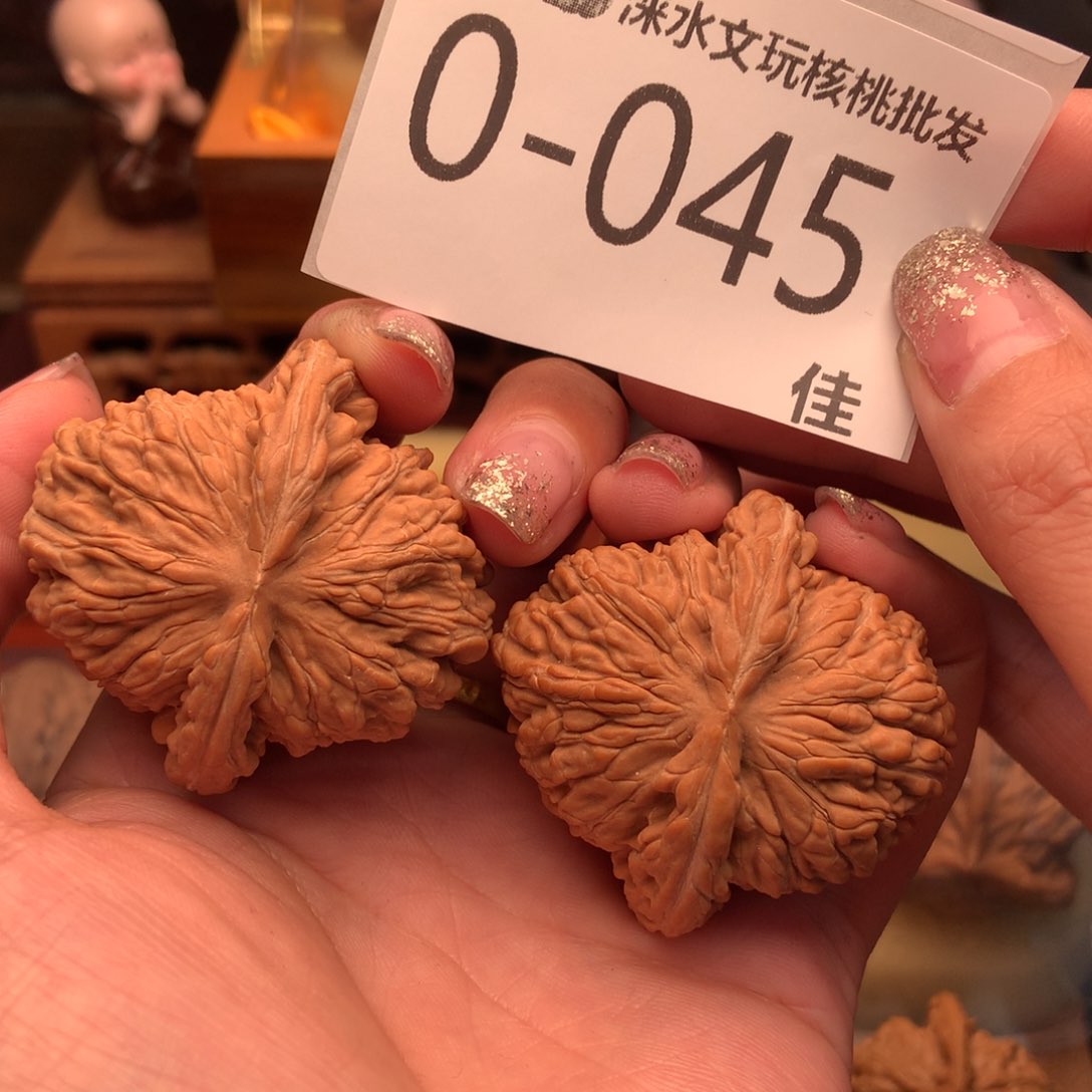 文玩核桃把件44四座楼