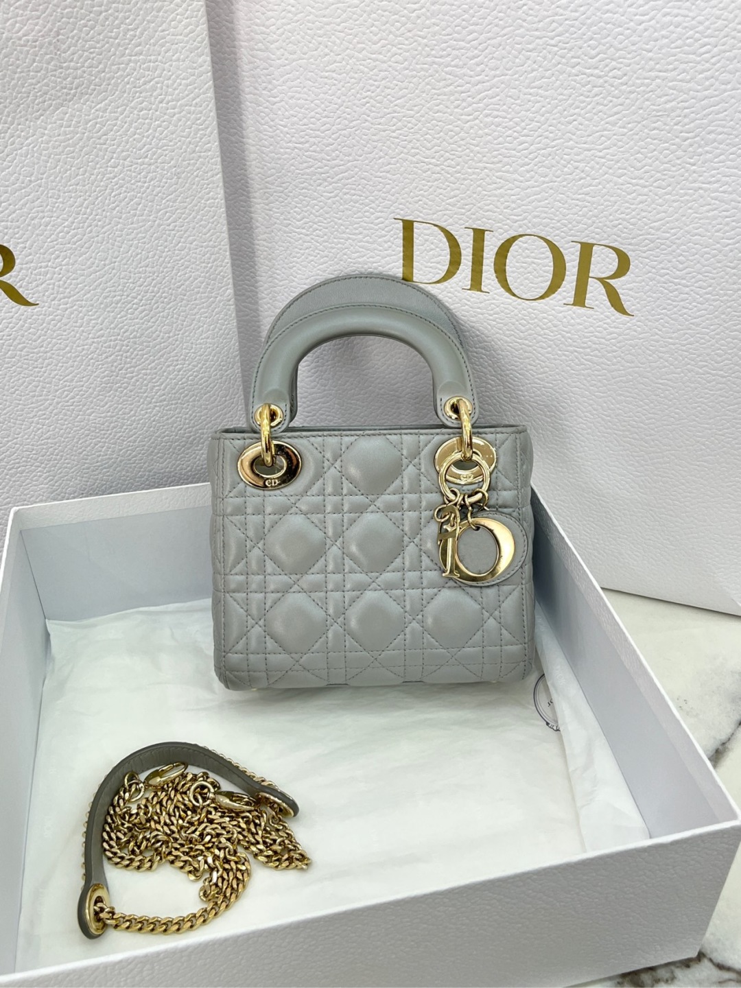 95新 DIOR/迪奥 三格珠光灰金扣羊皮戴妃手提包 19年