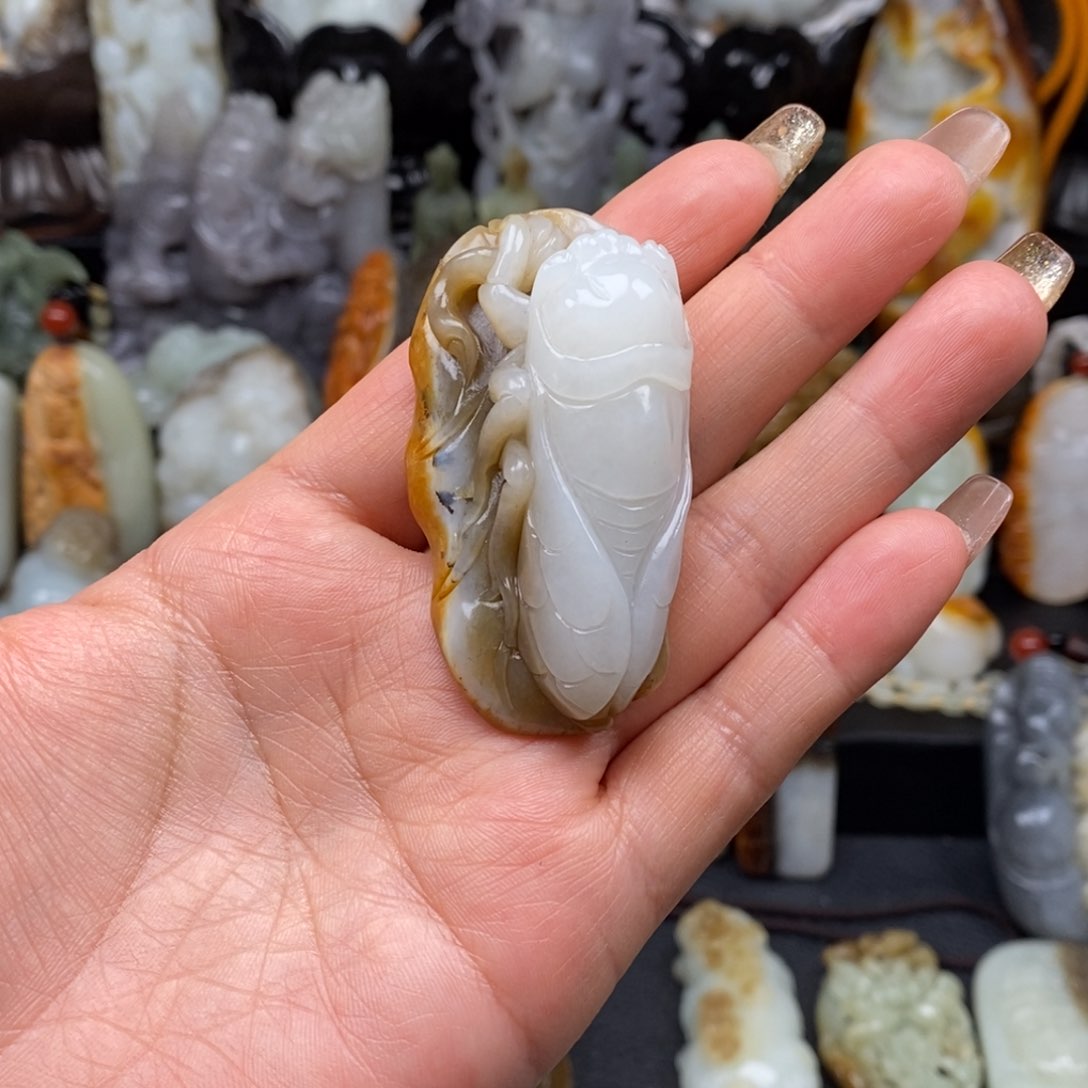 和田玉颈饰未镶嵌梵***⁷