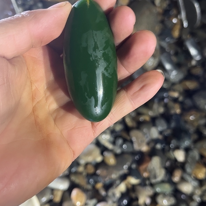 未镶嵌和田玉（糖玉）挂件