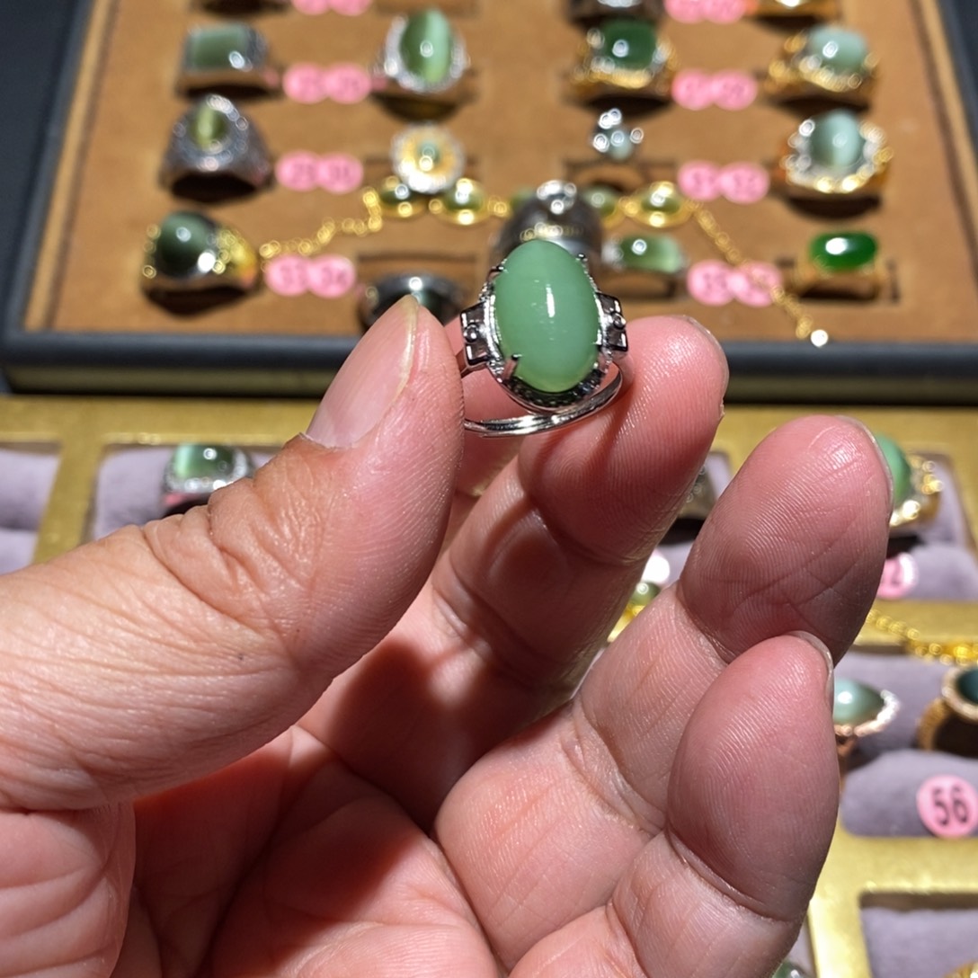 和田玉（碧玉）戒指未镶嵌