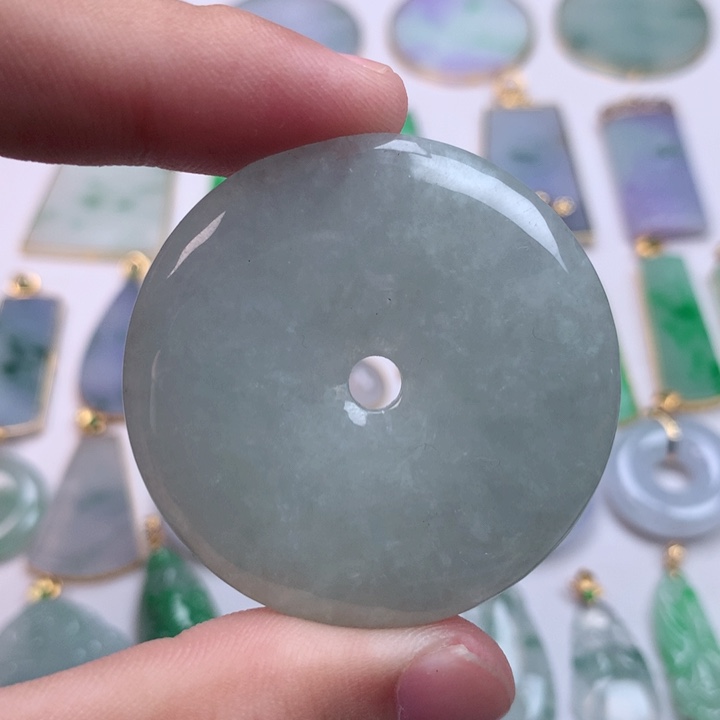 翡翠未镶嵌颈饰缅甸天然翡翠a货