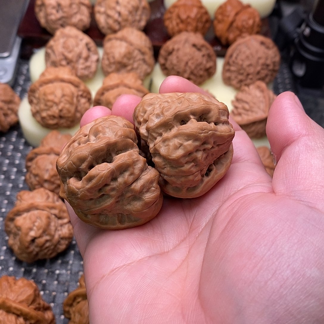 把件文玩核桃疯***子蛤蟆头