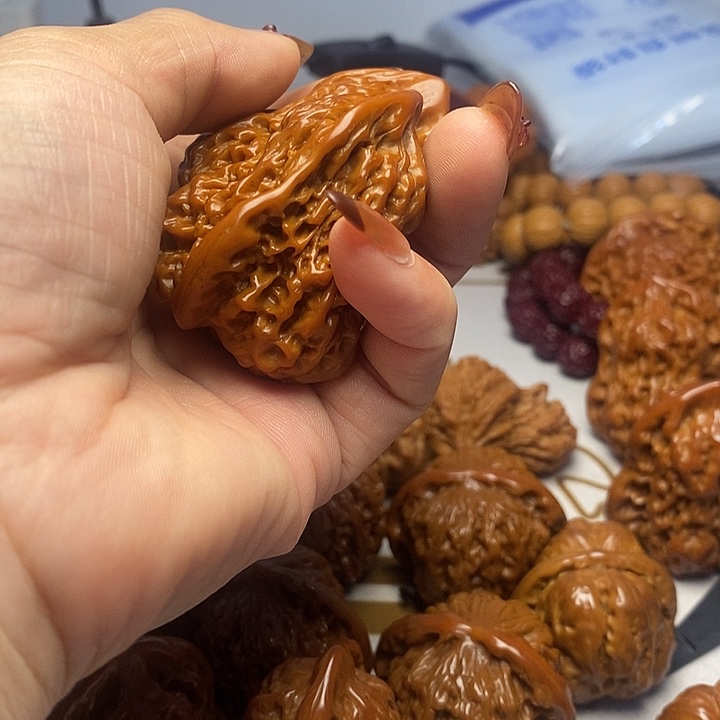 文玩核桃吊坠      野