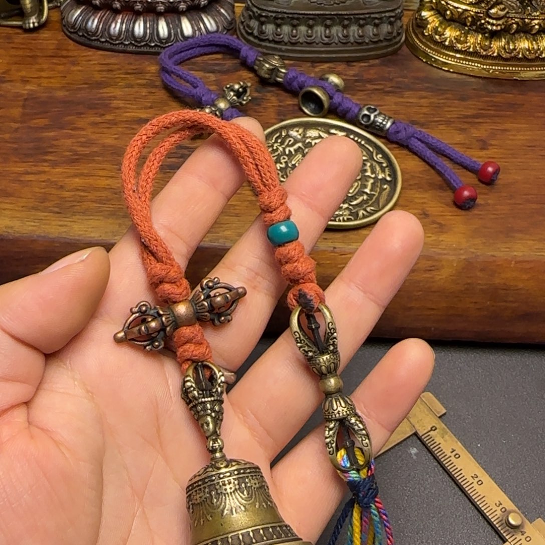 前***生泥塑藏传牌子……藏传牌子