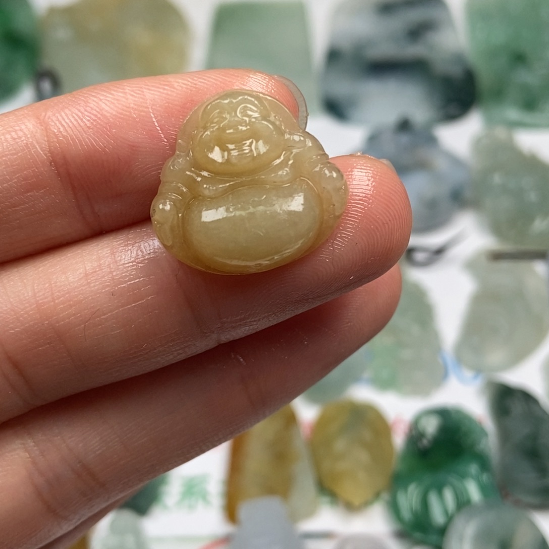 定制翡翠未镶嵌翡翠