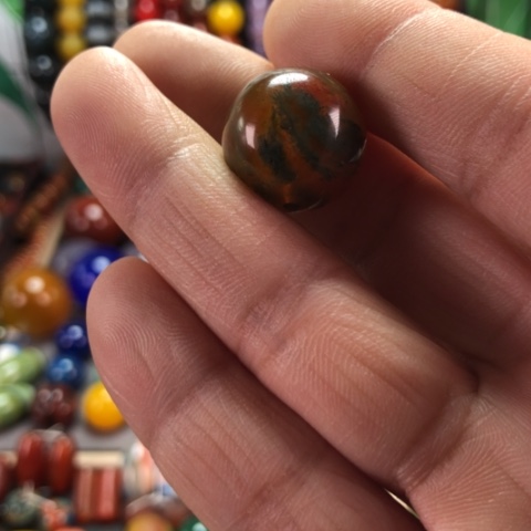 未镶嵌颈饰玛瑙/玉髓文*