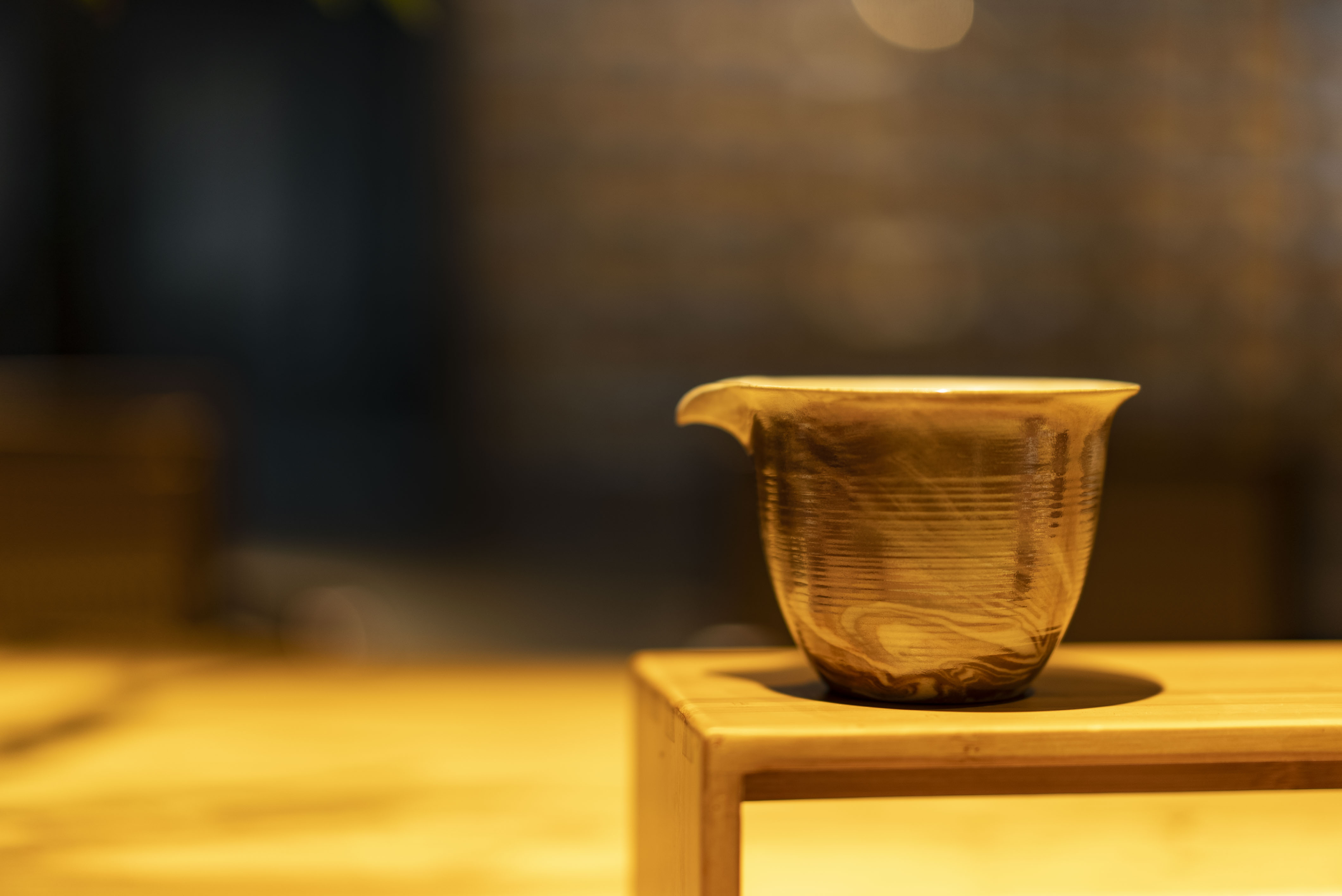 谢家阔 新款龙纹色云山小公道杯（手签款）