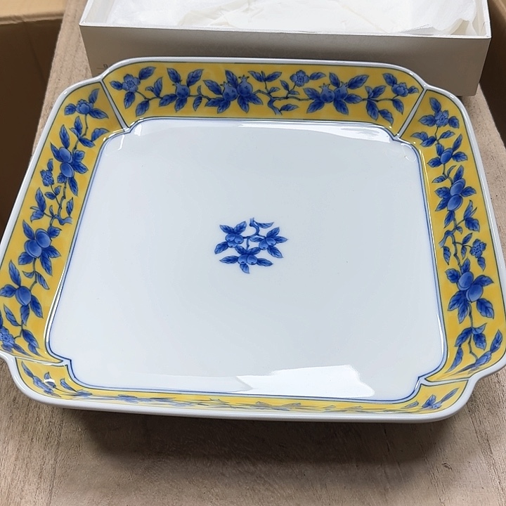 瓷片噗哈哈哈哈哈哈哈哈哈我笑得