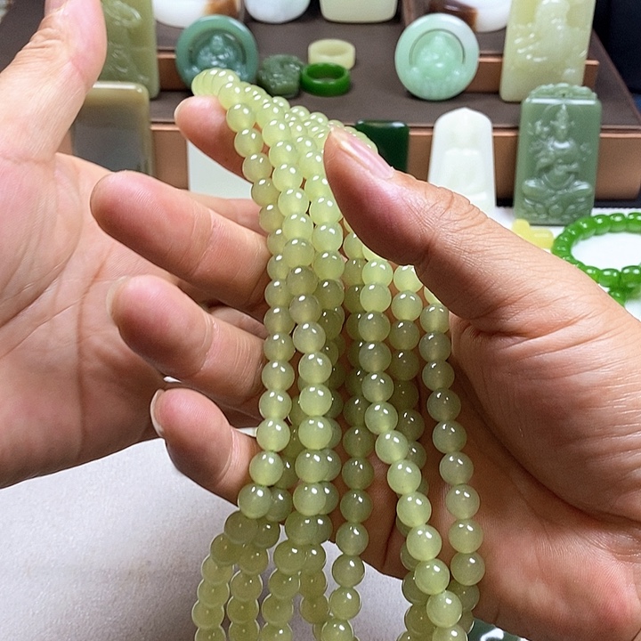 和田玉未镶嵌珠宝奇石