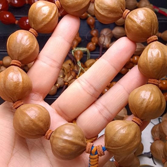 橄榄核手串/手链橄榄核手串铁核蒜头2.2*2.4左右