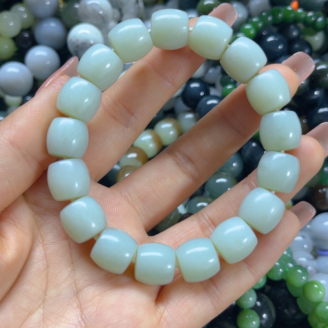 手链未镶嵌和田玉