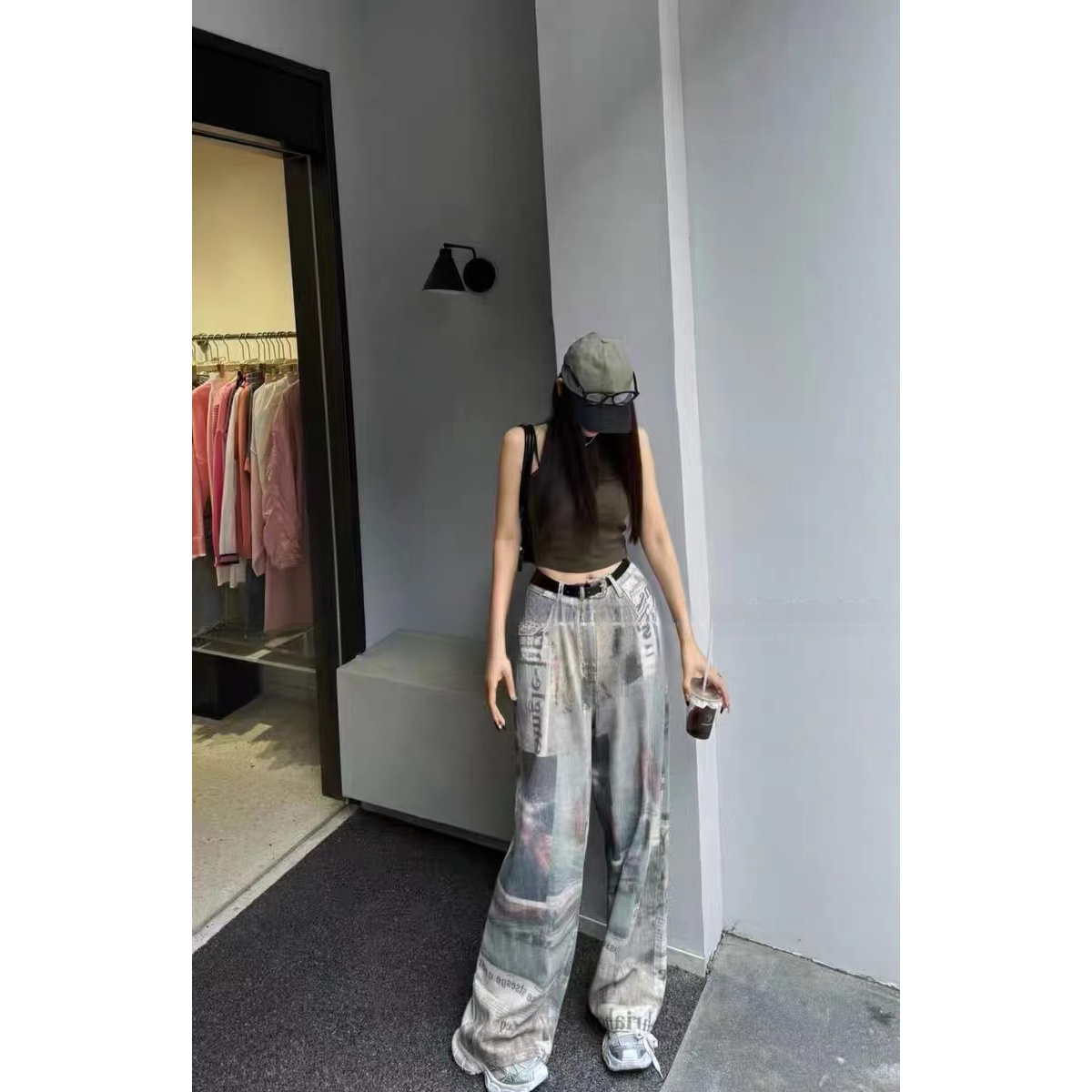 高街港风阔腿裤2025新款高腰时尚报纸印花做旧长裤-2061