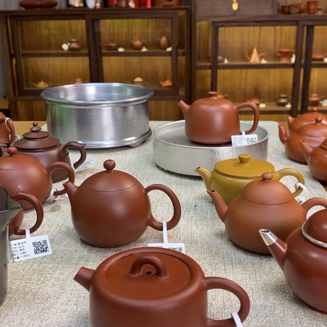 紫砂茶壶?***传潮州手拉壶