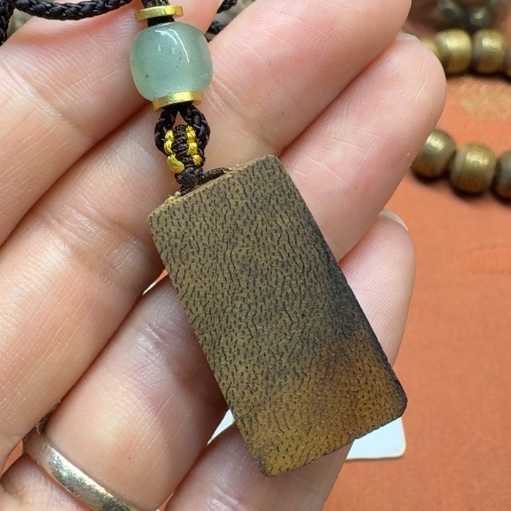 大叶紫檀（黑酸枝木类）