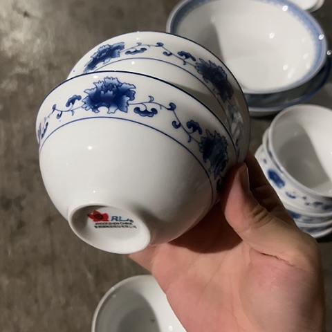 陶瓷4寸碗两个陶瓷