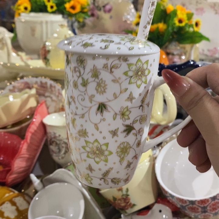 瓷片一个，111111111送勺子，11