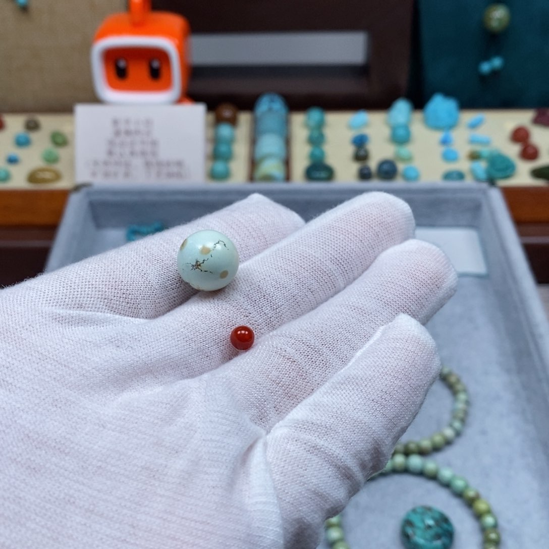 未镶嵌配饰南红玛瑙