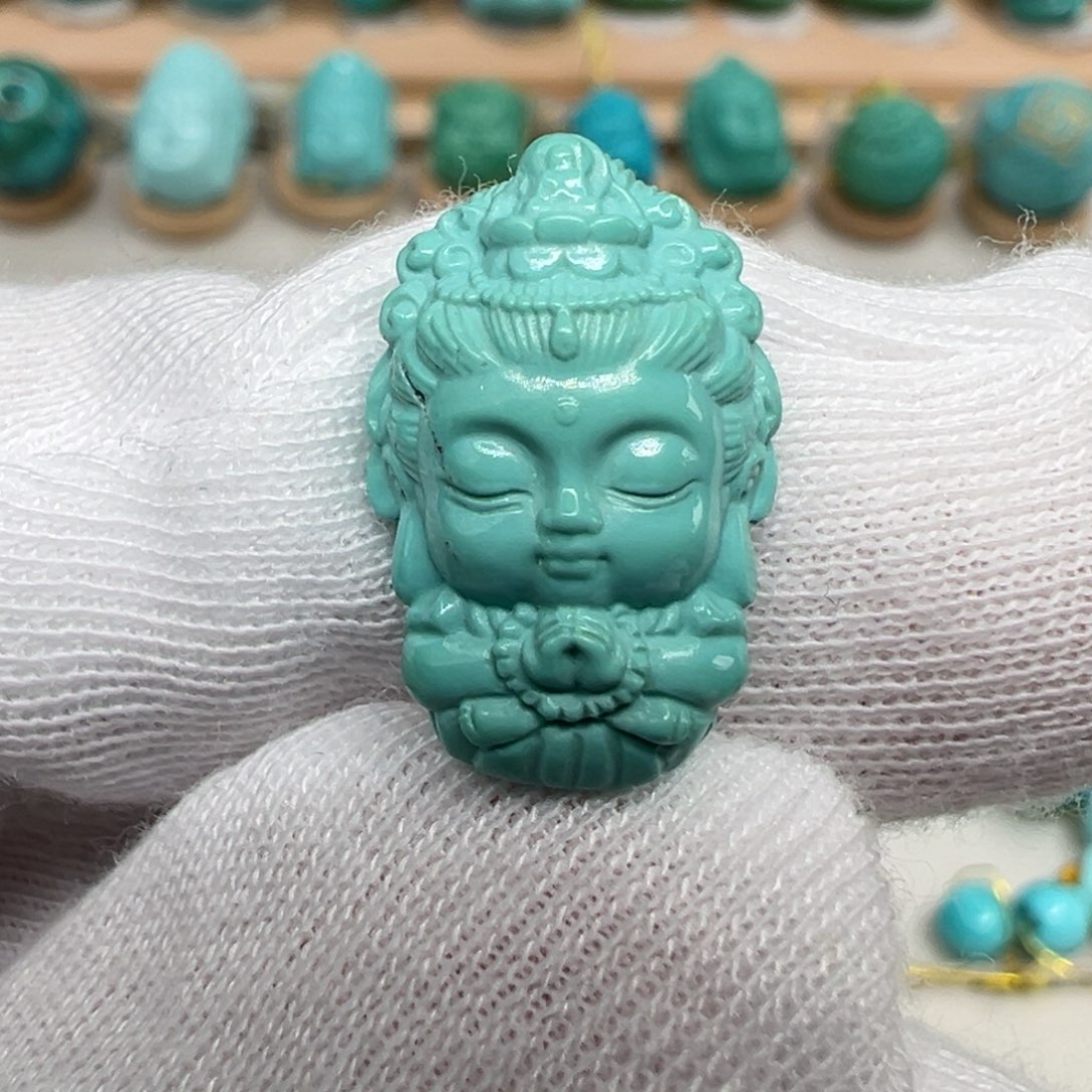 绿松石配饰未镶嵌