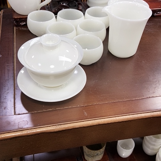 璞玉元宝盖碗套组