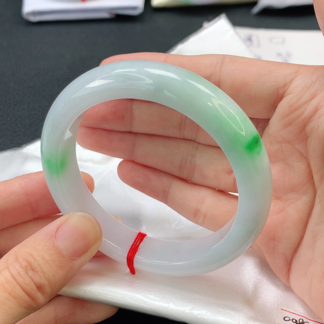 翡翠手镯未镶嵌缅甸55