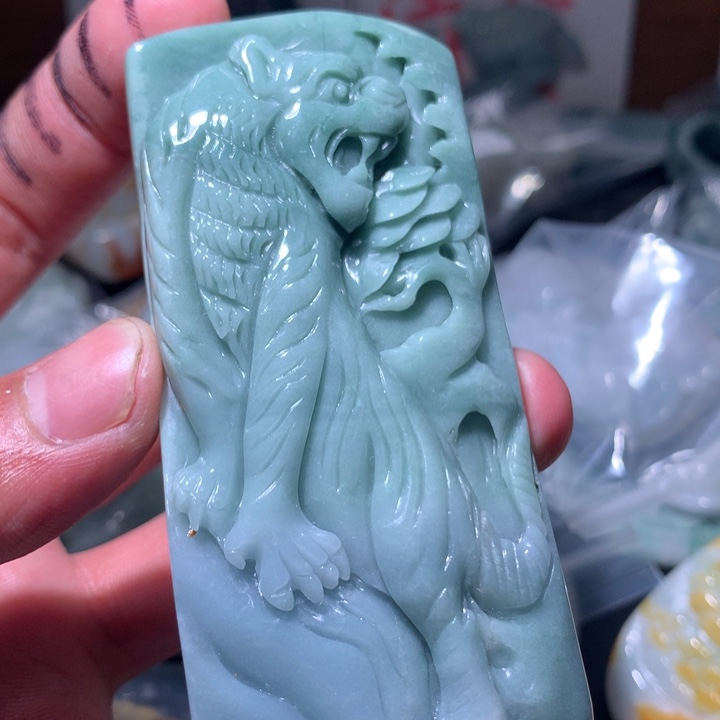 翡翠未镶嵌颈饰保真天然a货翡翠