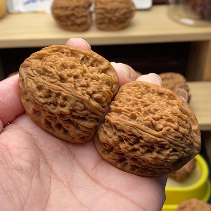 吊坠文玩核桃馒****.正三角高炮40尺912