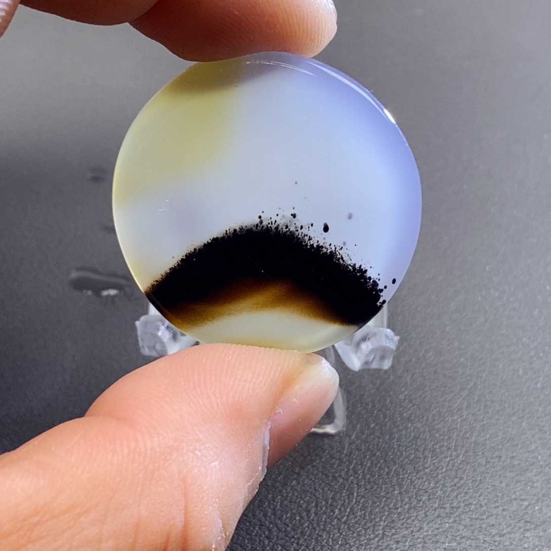 健***_玛瑙/玉髓未镶嵌颈饰