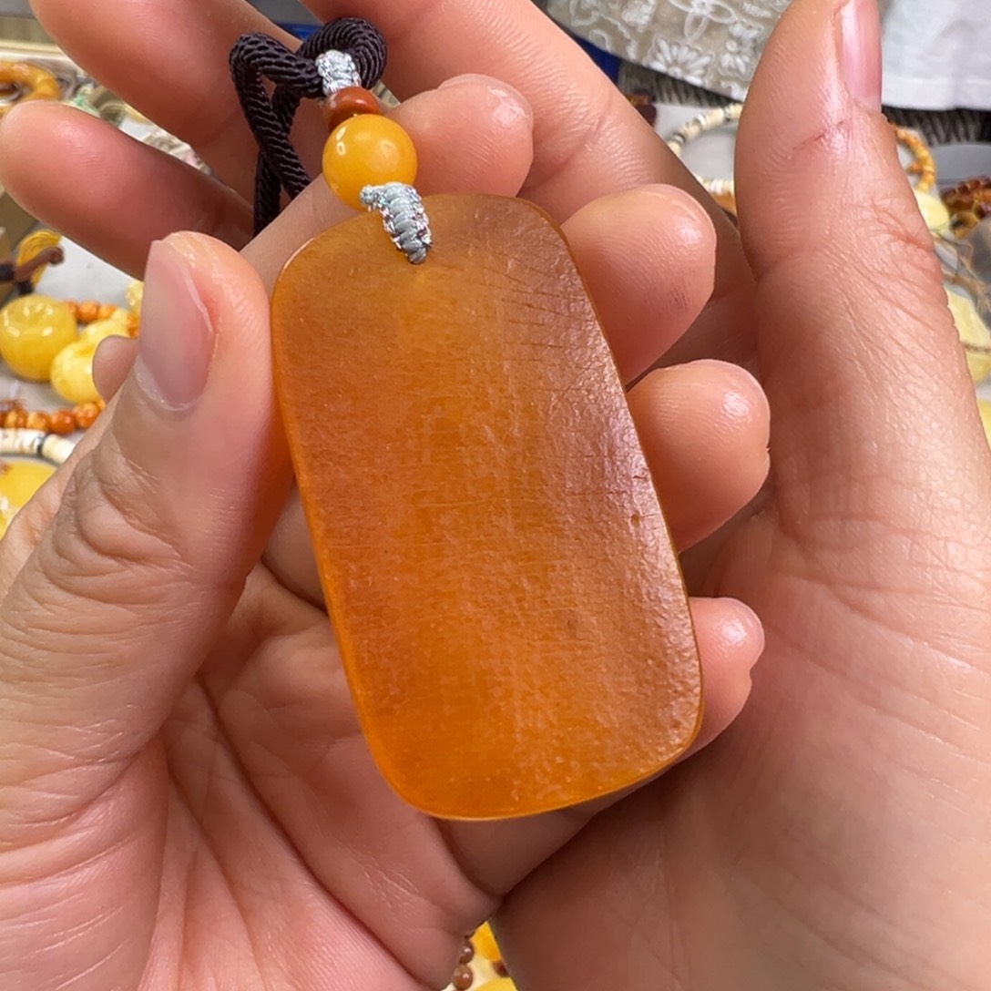 蜜蜡裸石未镶嵌蜜蜡